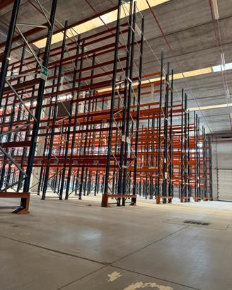 Arredamento per magazzino