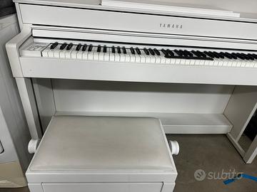Pianoforte Yamaha CLP 545 WH