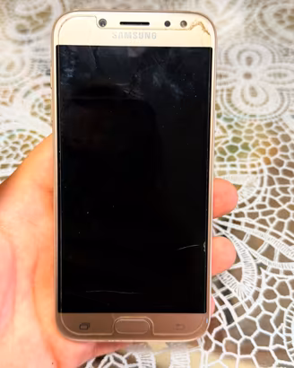 Samsung Galaxy J5 2017 16GB Oro – Schermo Rotto