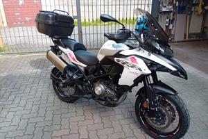 Benelli trk502x 