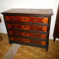 Canterano comò in noce Lombardia metà XVIII secolo