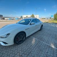 Maserati Ghibli 250 cv GRANSPORT