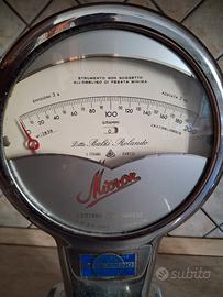Bilancia d'epoca