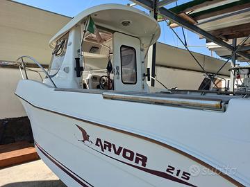 Barca ARVOR 215 del 2010
