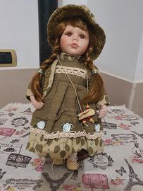 Bambola in porcellana,