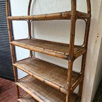 scaffale in bambu