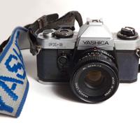 Yashica FX-D Quartz con obiettivi + lenti + borsa