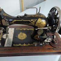 Antica Macchina da Cucire Dietrich Vesta