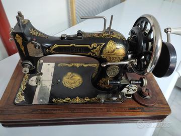 Antica Macchina da Cucire Dietrich Vesta