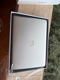 MacBook Air 13” 2017 i5 8GB + Scatola e caricatore