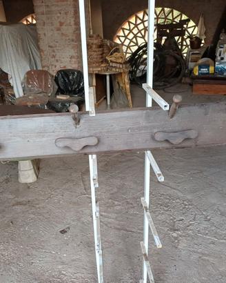 Attaccapanni in legno anni 70 da "osteria"