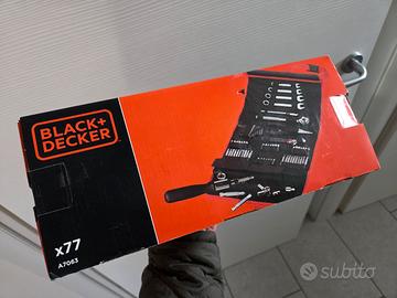 Kit 77 attrezzi Black & Decker nuovo 