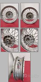 Coppia cerchi a raggi BMW R850R 2001 (35058, 35059