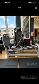 Leg press tecnogym selecion