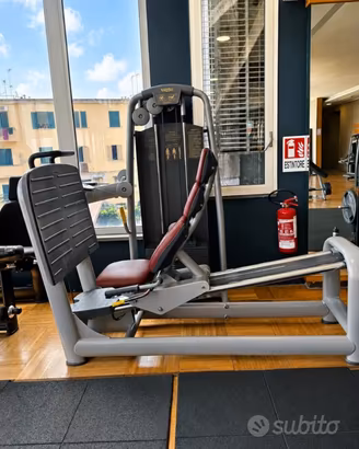 Leg press tecnogym selecion
