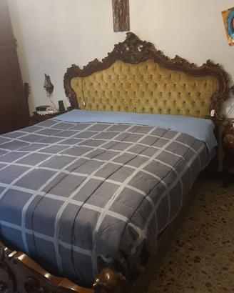 Camera da letto intarsiata