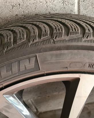 Gomme neve Micheline nuove piú cerchi 20 pollici