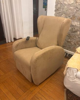 Poltrona relax elettrica alzapersona made in italy
