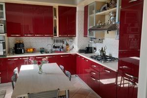 3 LOCALI A LURAGO D'ERBA