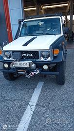 Toyota Land cruiser bj71