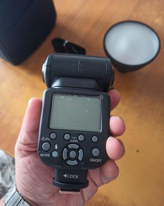 Flash neewer nw 180 n