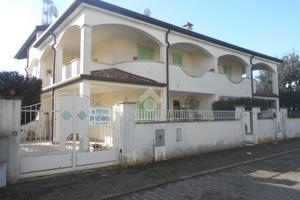 PORZIONE DI QUADRIFAMILIARE A COMACCHIO