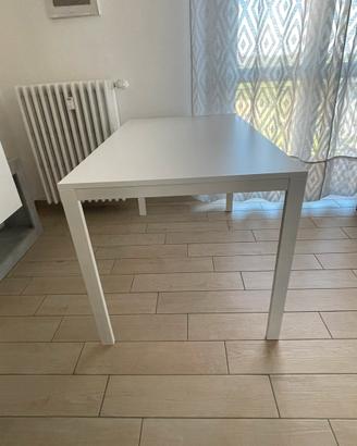 Tavolo bianco Ikea Melltorp