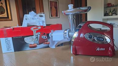 Passapomodoro e tritacarne Ardes