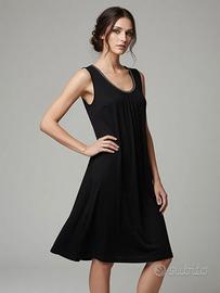 Vestito in maglina leggera nera con smanicato