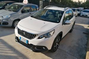 Peugeot 2008 1.6hdi BlueHDi 100 Allure