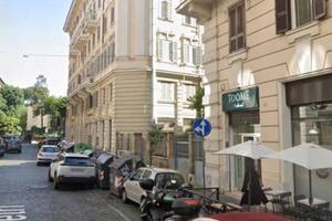 Attività / Licenza di 100 m² a Roma