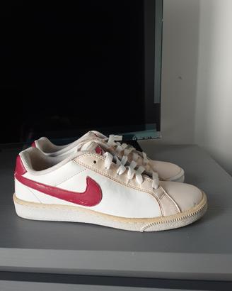 sneakers Nike bianche con logo fucsia — taglia  37