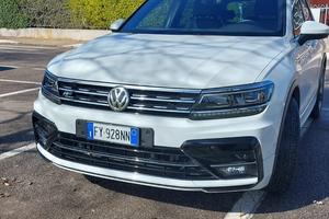Volkswagen Tiguan 2.0 tdi R-Line BM 4motion dsg