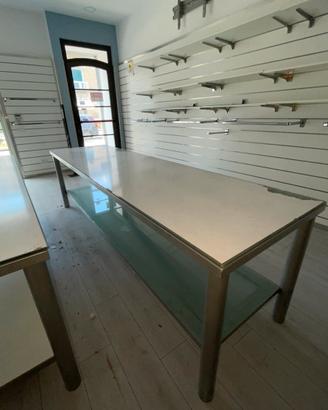 Tavolo espositivo 3 m