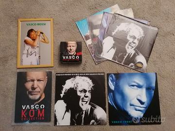 Vari oggetti da collezione