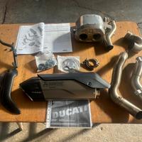 Scarico completo Akrapovic