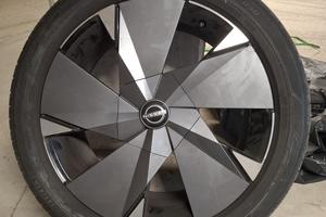 Cerchi con gomme Nissan 255/45 r20 