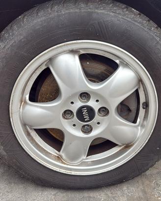 N4 cerchi in lega R15 + pneumatici MINI COOPER R56