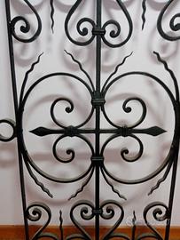 Inferriata in ferro battuto