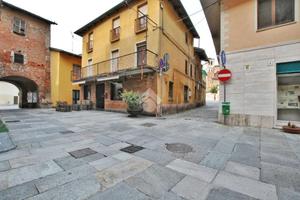 COMPLESSO A LIVORNO FERRARIS