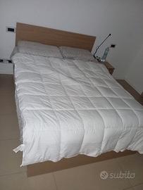 Letto matrimoniale con 4 cassettoni + materasso