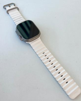 Apple Watch Ultra 2  titanium GPS + cellular.
