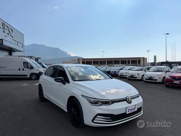 Volkswagen Golf 1.0 eTSI EVO DSG Style