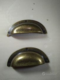 2 maniglie nuove stile antico per vecchi mobili