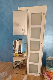 Ante Ikea specchio e bianco satinato