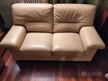 Divano in pelle 2 posti