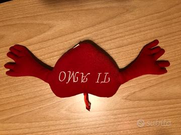 Cuscino ti amo con braccia