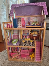 casa delle bambole in legno