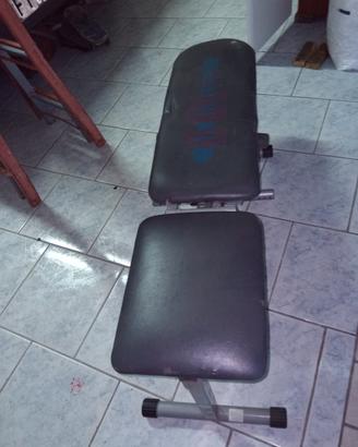 attrezzo per palestra 