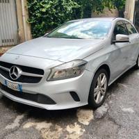 MERCEDES-BENZ A 180 d Executive
